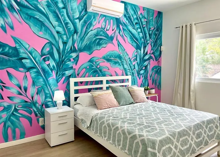 Сasa de vacaciones Casa Arribada- Bright 4br House 5-min Walk To Beach, Pool, Bbq Playa Flamingo