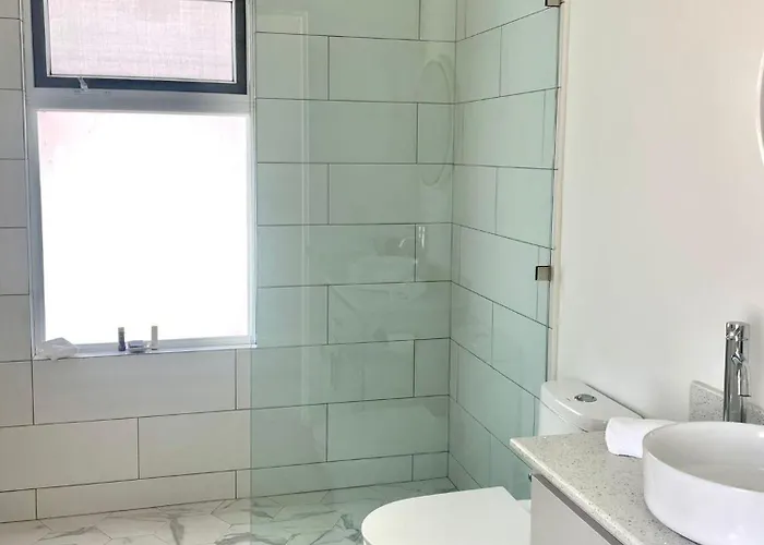 Сasa de vacaciones Casa Arribada- Bright 4br House 5-min Walk To Beach, Pool, Bbq